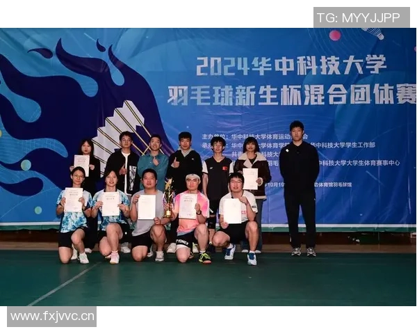 羽毛球战术解析：深入探讨上海羽毛球队的战术控制与团队协作体系